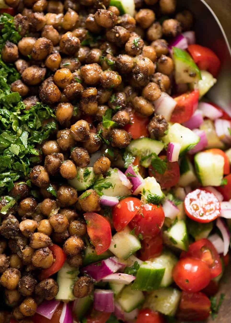 This may very well be the best chickpea salad you ever have in your life. Thank you Yotam Ottolenghi. recipetineats.com